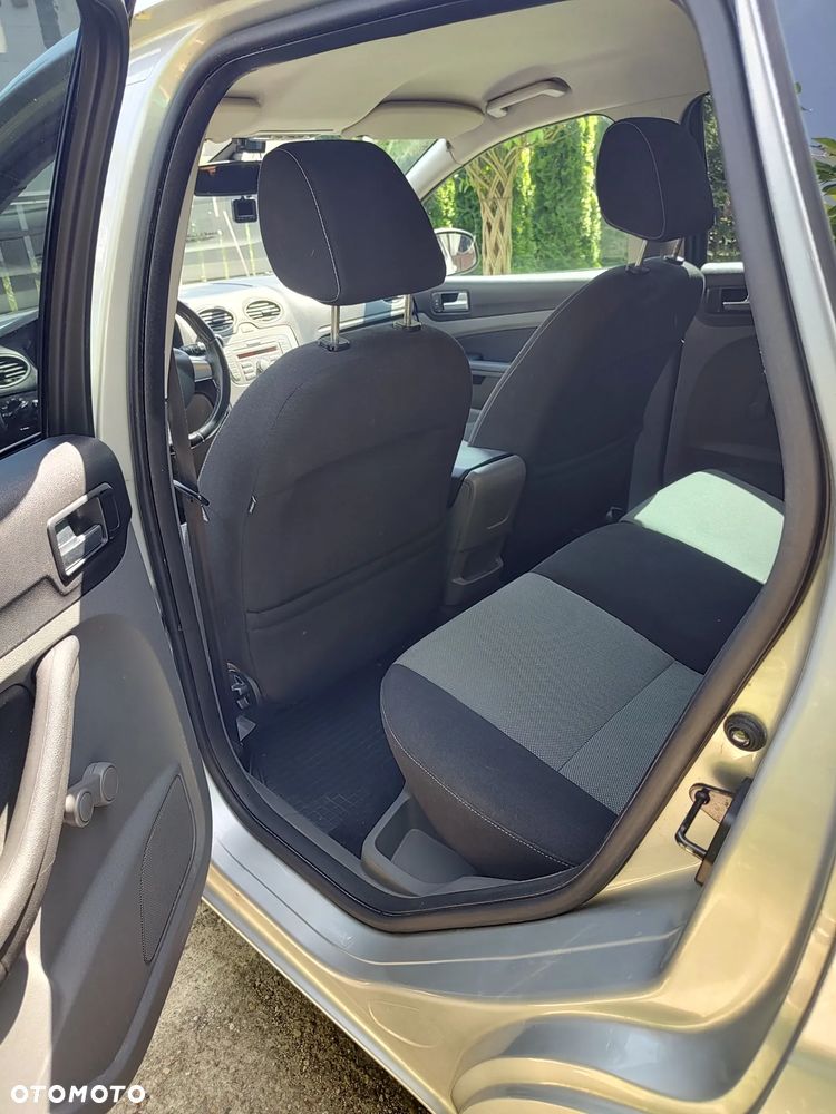 Ford Focus 1.8 TDCi Trend - 16