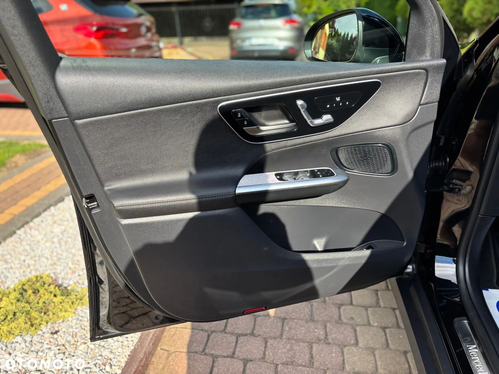 Mercedes-Benz GLC 220 d 4Matic 9G-TRONIC Avantgarde Advanced - 28