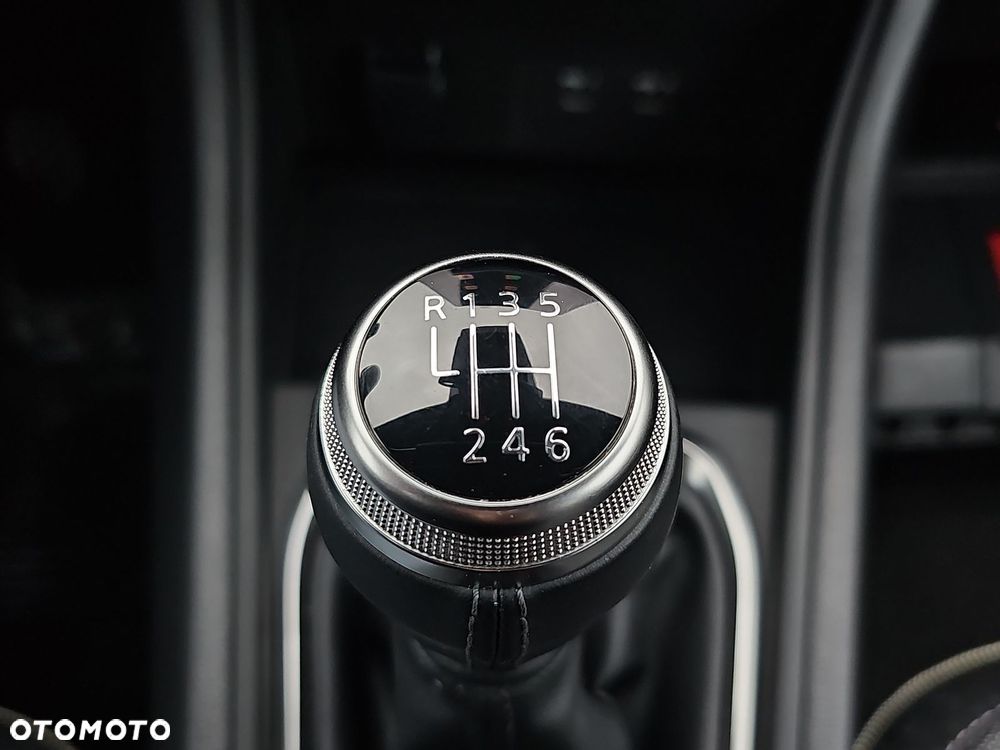 Renault Captur 1.0 TCe Techno - 15