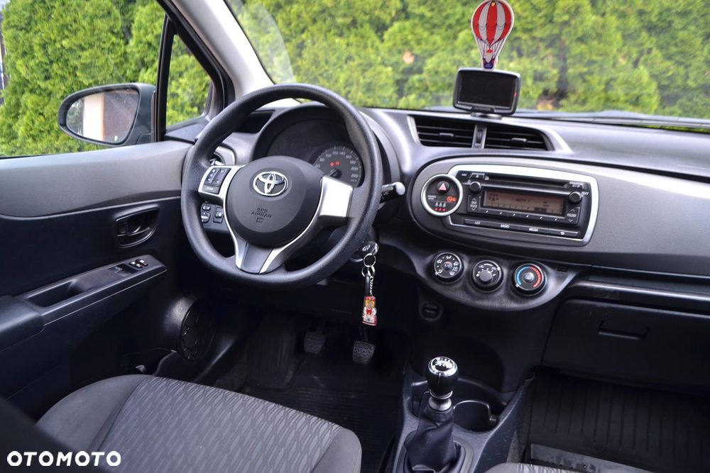 Toyota Yaris 1.33 Premium - 3