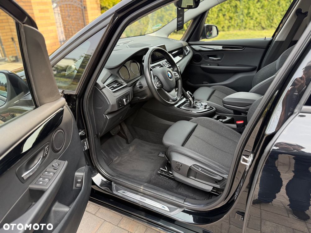 BMW Seria 2 220d xDrive Sport-Aut Luxury Line - 22