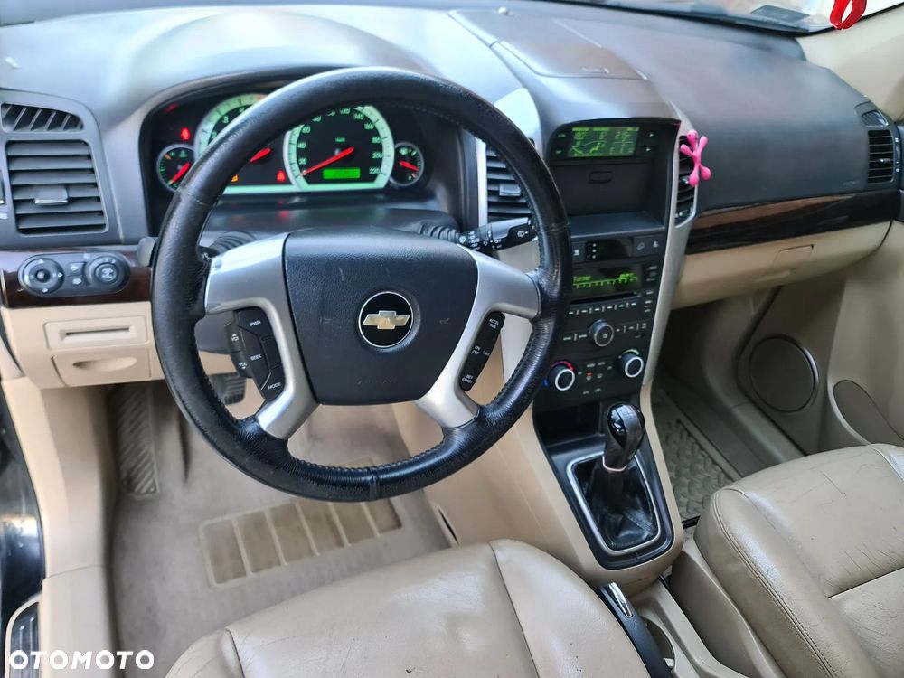 Chevrolet Captiva - 8