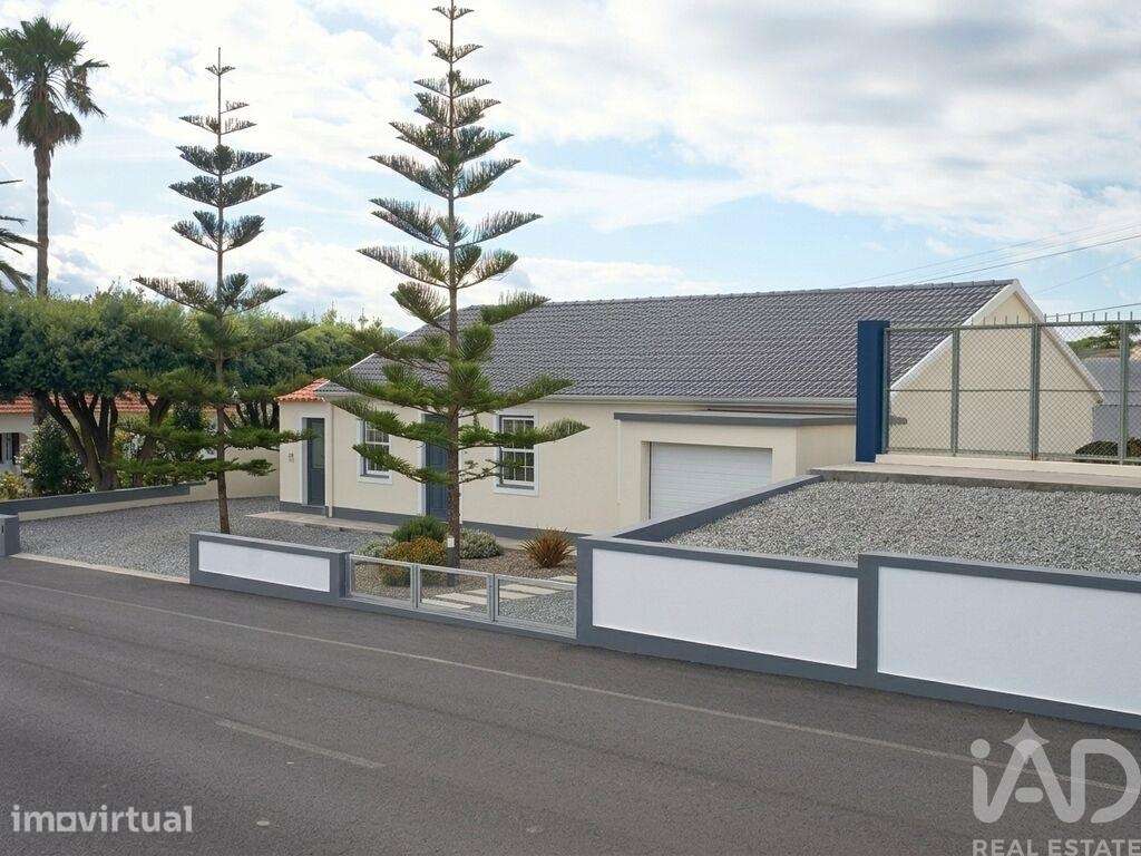 Moradia isolada T4 em Madalena de 160 m2 - Grande imagem: 2/24
