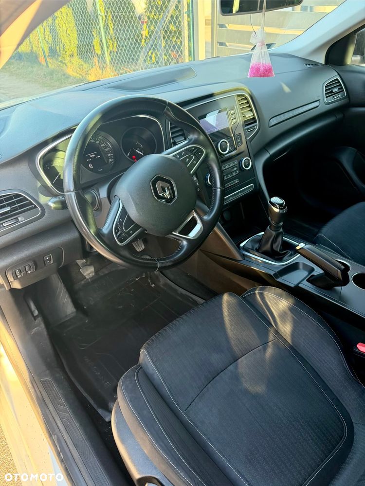 Renault Megane 1.5 dCi Energy Limited - 8