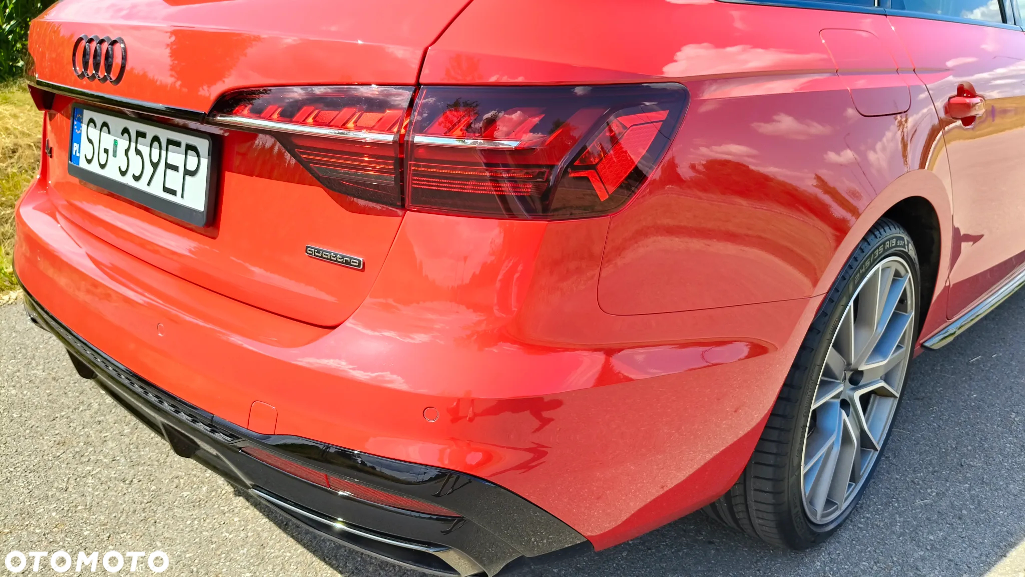 Audi A4 Avant 40 TFSI S tronic S line - 4