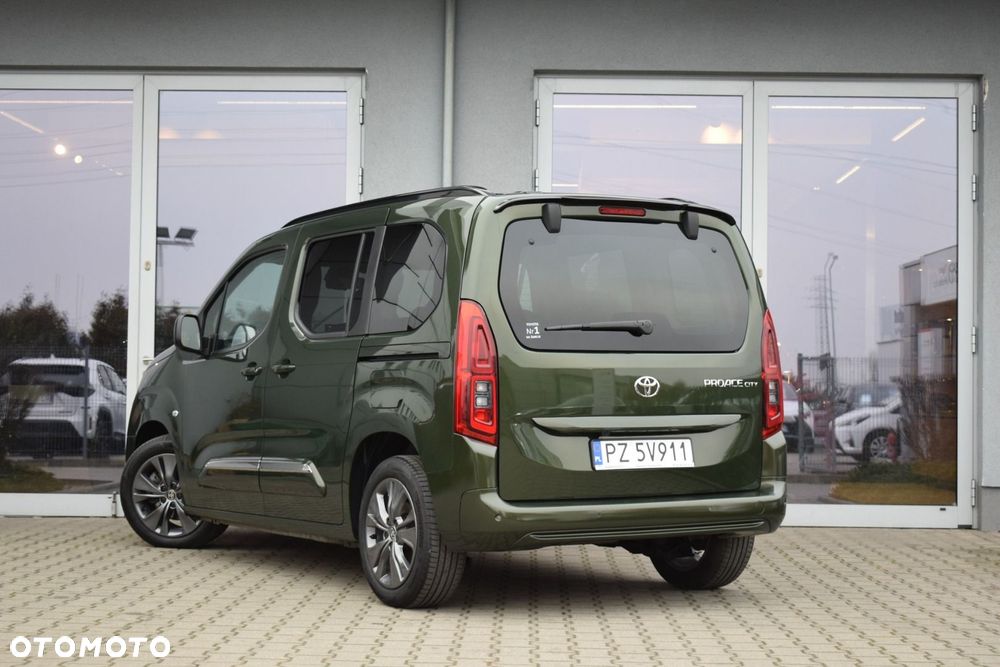 Toyota Proace City Verso 1.5 D-4D Family - 2