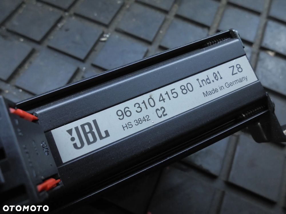 WZMACNIACZ JBL PEUGEOT 607 LIFT 9631041580 + WTYCZKI INSTALACJA - 2