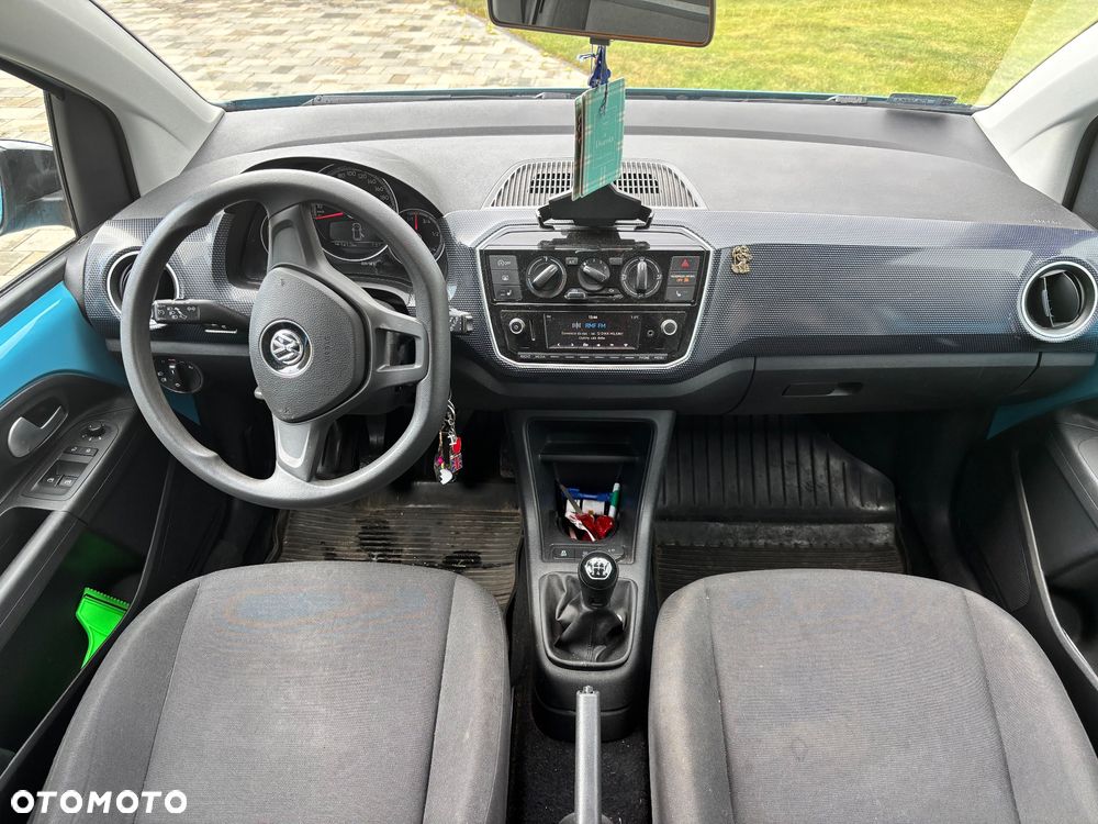 Volkswagen up! R-Line - 12