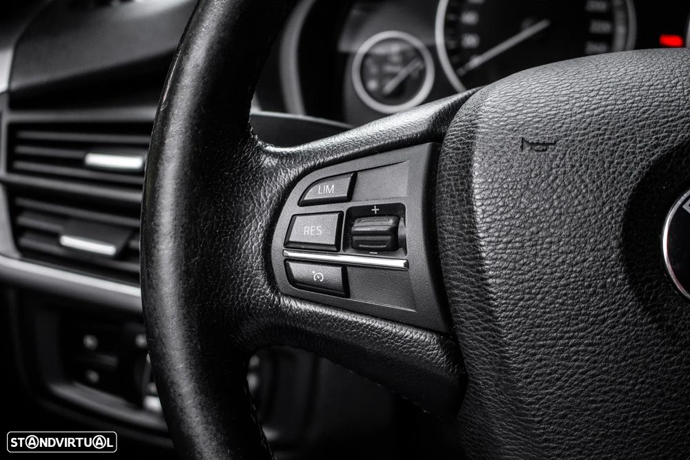 BMW X5 25 d sDrive Comfort 7L - 14