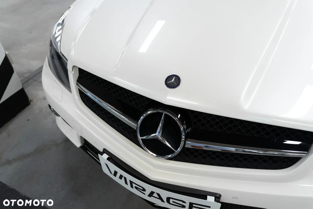Mercedes-Benz SL 63 AMG - 13