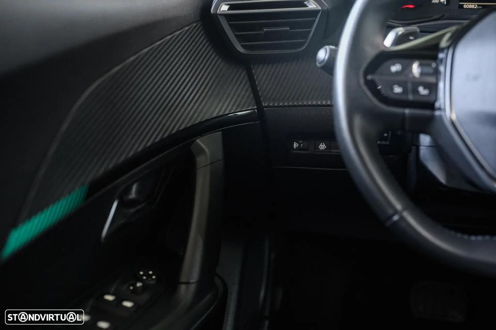 Peugeot 2008 1.2 PureTech Allure EAT8 - 35