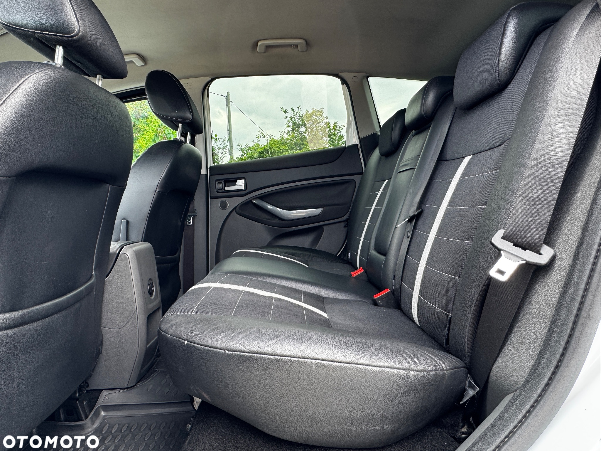 Ford Kuga 2.0 TDCi Titanium - 5