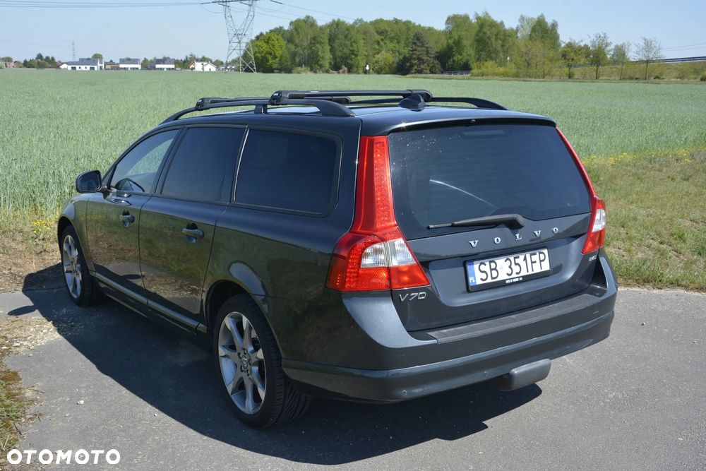 Volvo V70 2.4D Momentum - 6