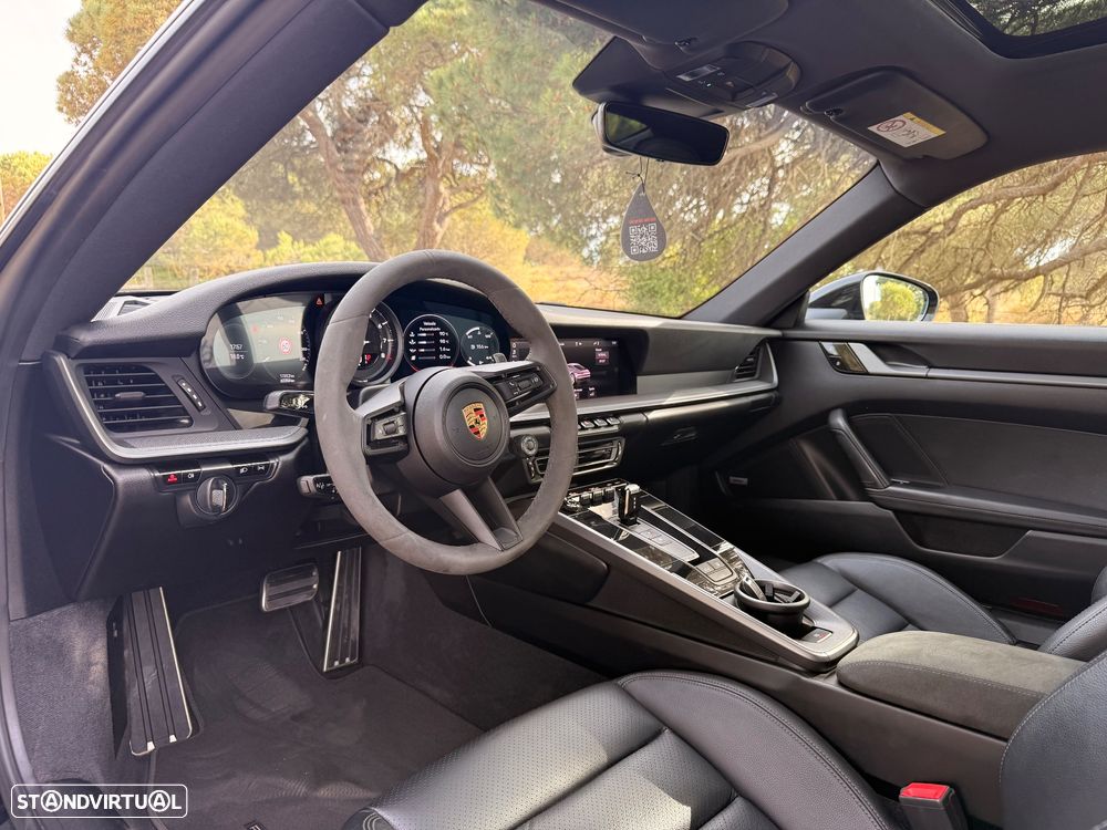 Porsche 911 (992) Carrera PDK - 9