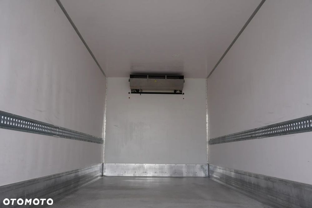 Mercedes-Benz Atego 1530 E6 chłodnia Lamberet 17 palet / ładowność 7t_202708 - 25