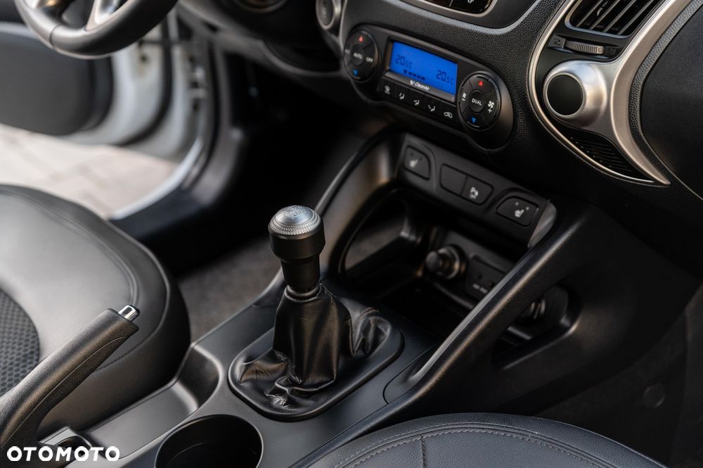 Hyundai ix35 2.0 Premium 2WD - 29