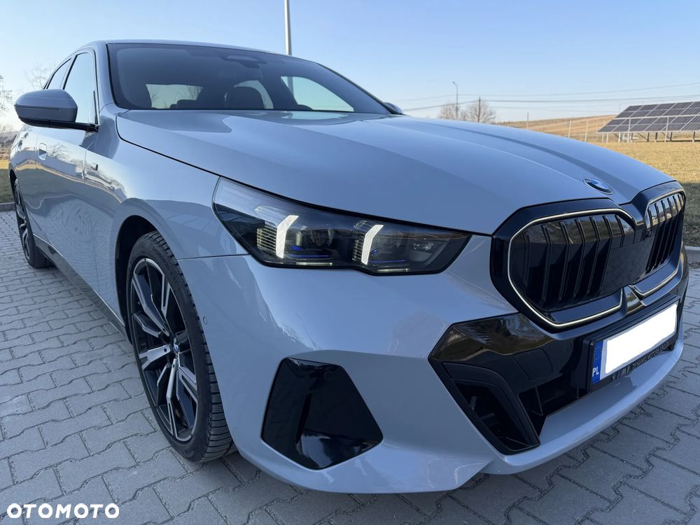 BMW Seria 5 520d xDrive mHEV M Sport - 3