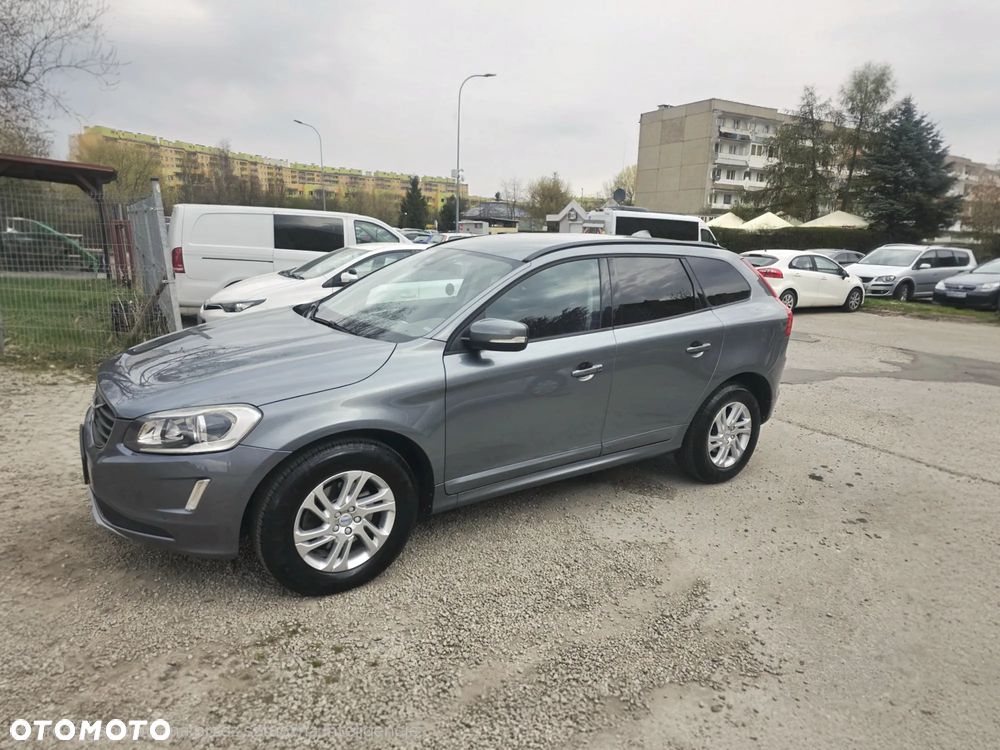 Volvo XC 60 D3 Drive-E Momentum - 11