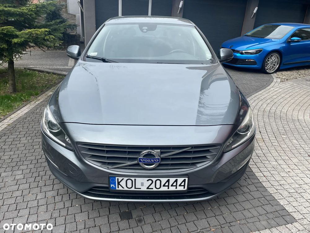 Volvo V60 D3 Momentum - 3