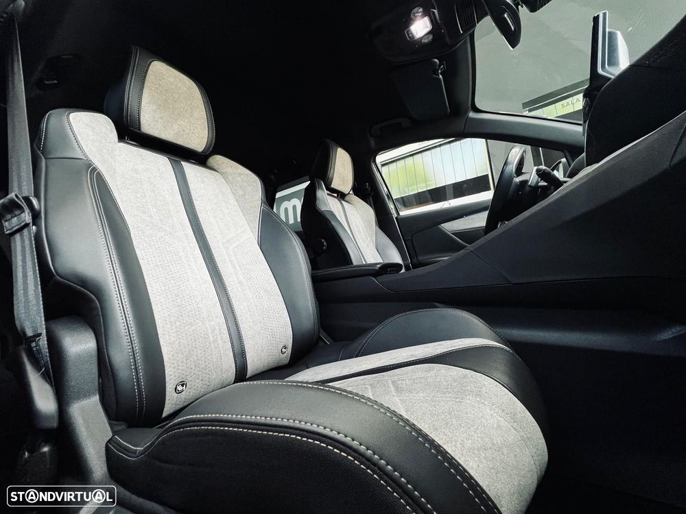 Peugeot 3008 1.6 Hybrid Allure e-EAT8 - 32