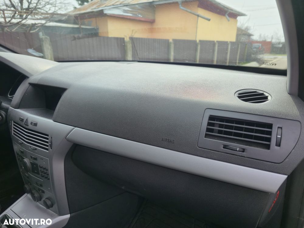Opel Astra - 13