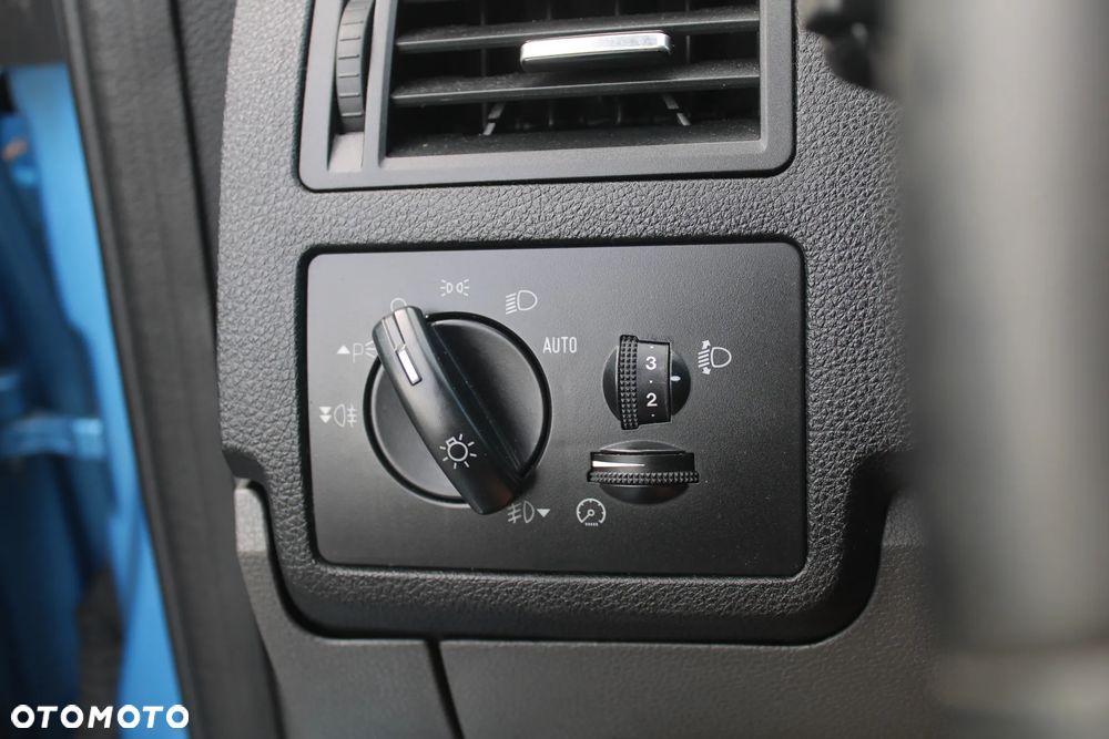 Ford C-MAX 2.0 TDCi DPF Titanium - 28