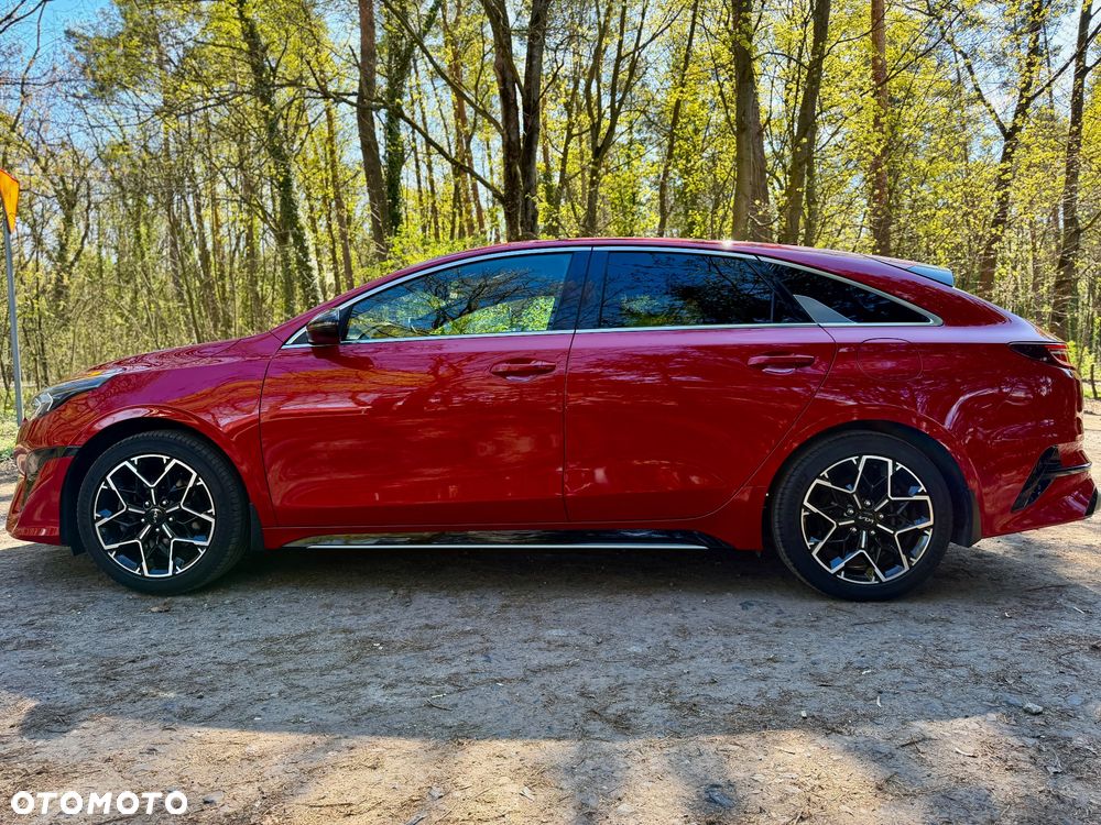 Kia ProCeed - 2