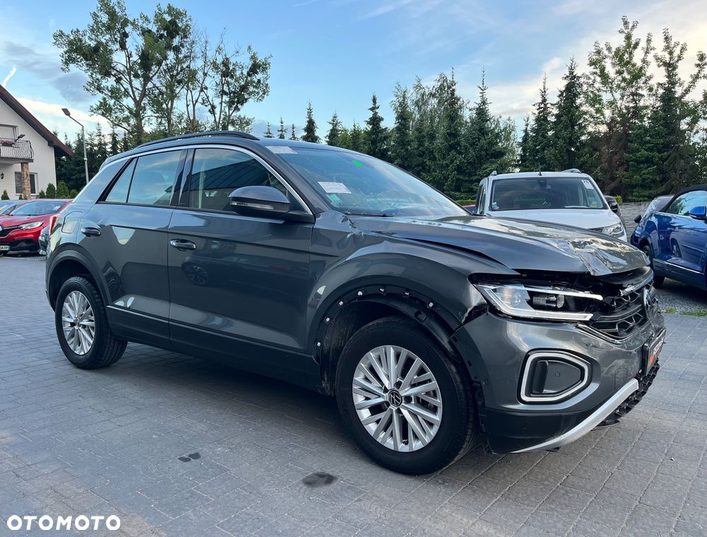 Volkswagen T-Roc - 3