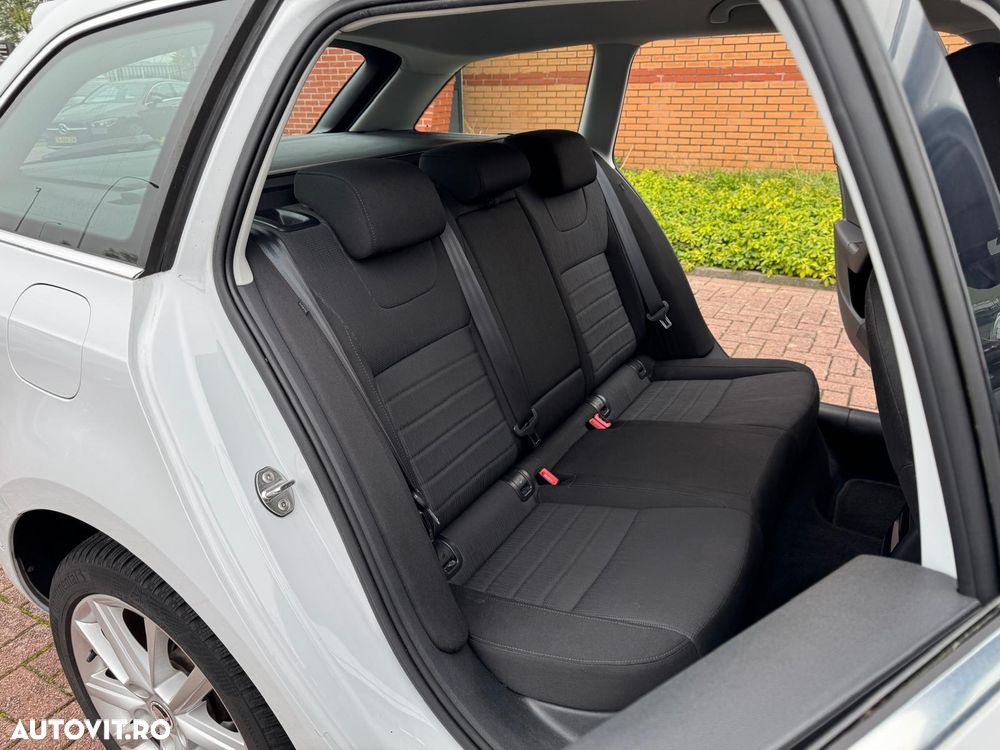 Skoda Octavia 1.6 TDI Premium Edition - 13
