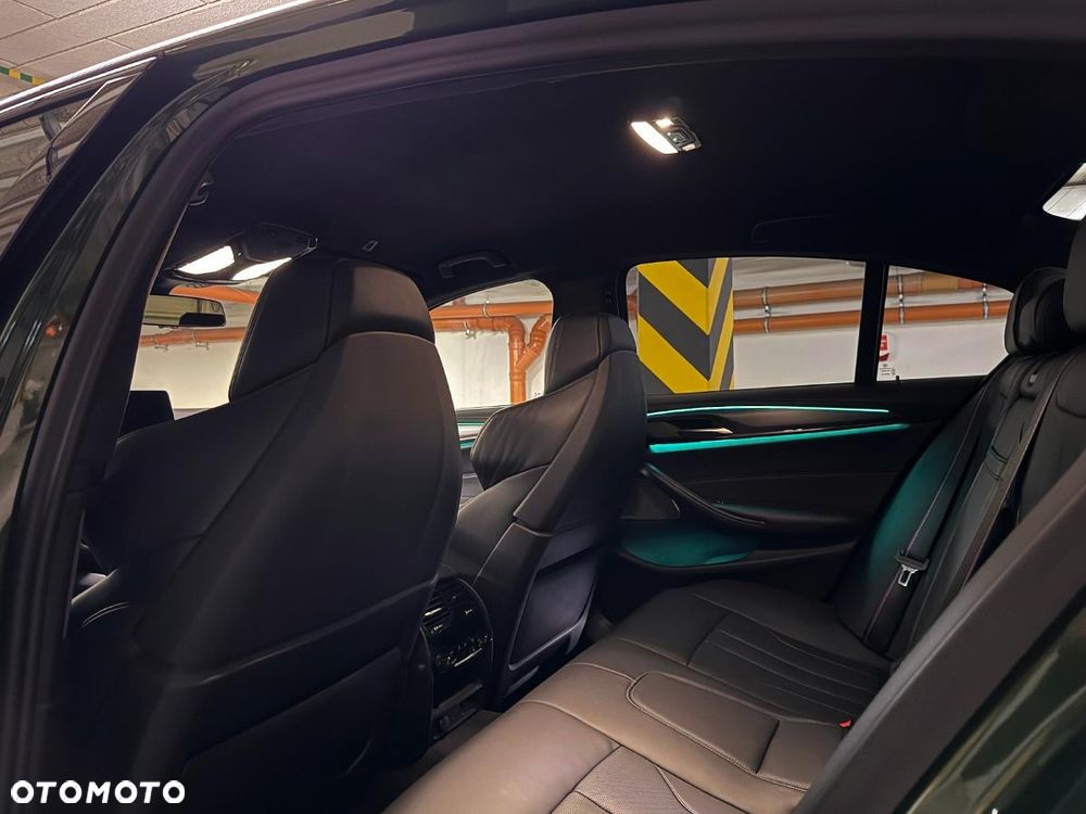 BMW M5 Competition - 4