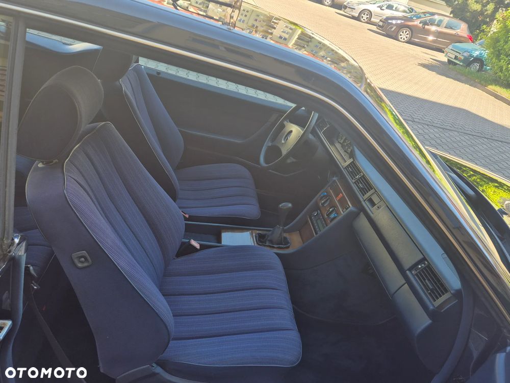 Mercedes-Benz W124 (1984-1993) - 6