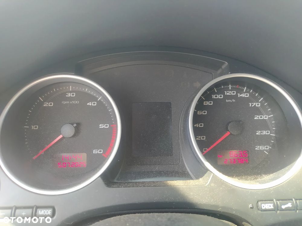 Seat Exeo 2.0 TDI DPF Style - 12