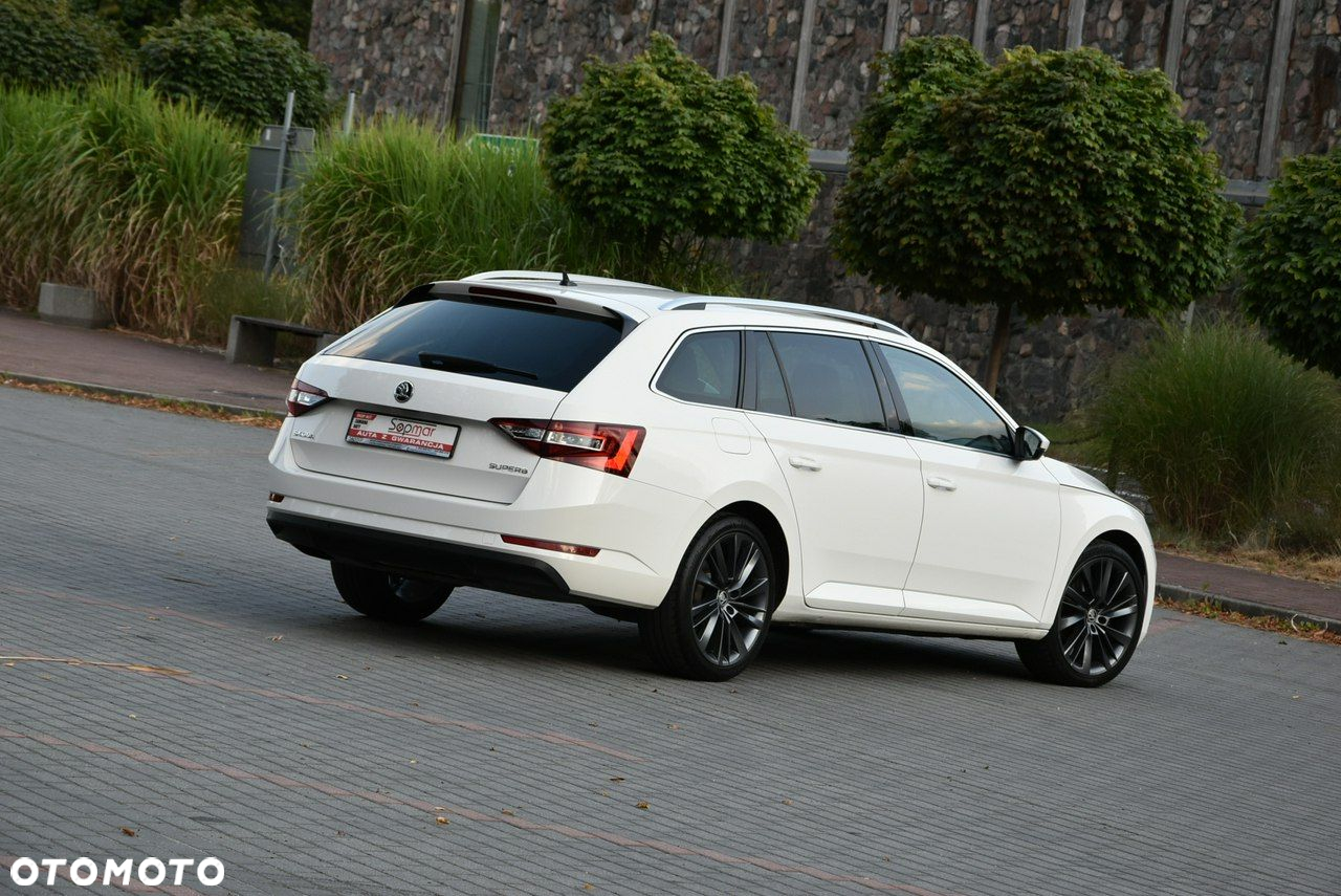 Skoda Superb 2.0 TDI DSG Style - 28