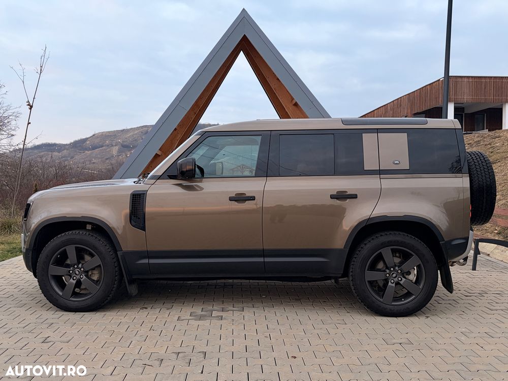 Land Rover Defender 110 2.0L D240 First Edition - 8