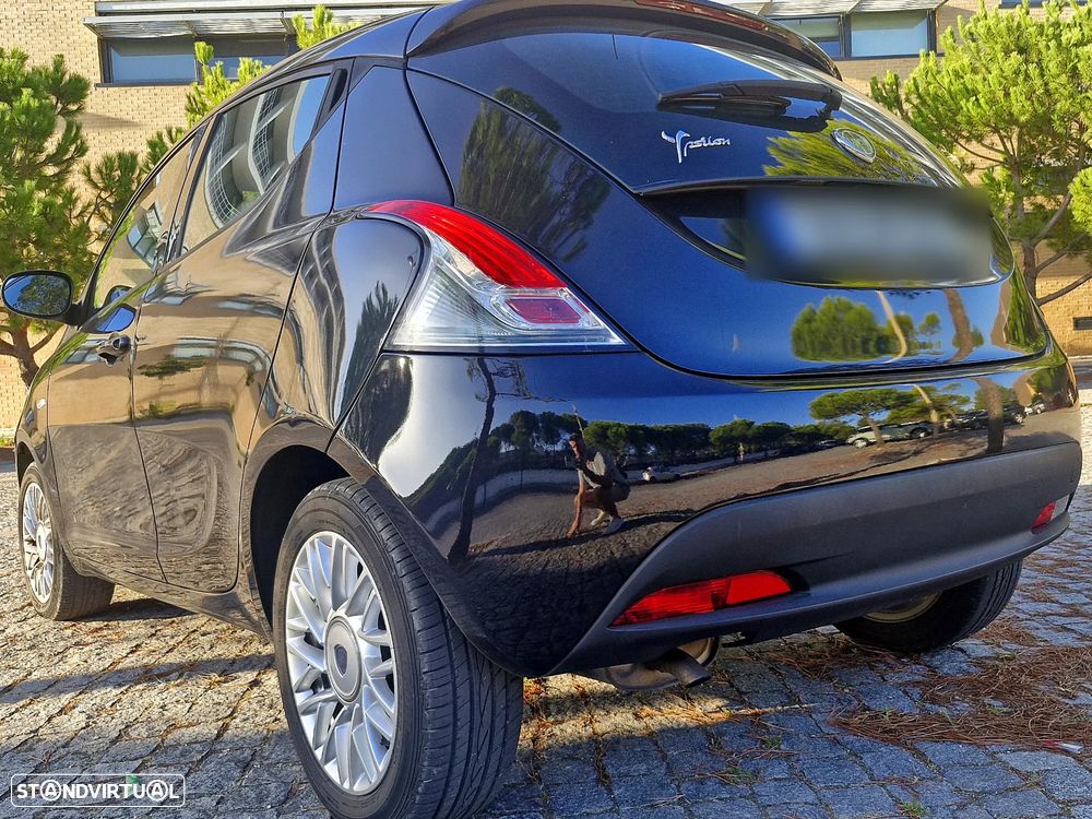 Lancia Ypsilon 1.2 S&S Gold - 9