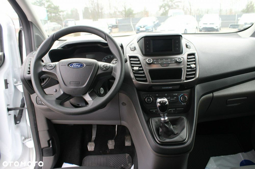 Ford Transit Connect - 15
