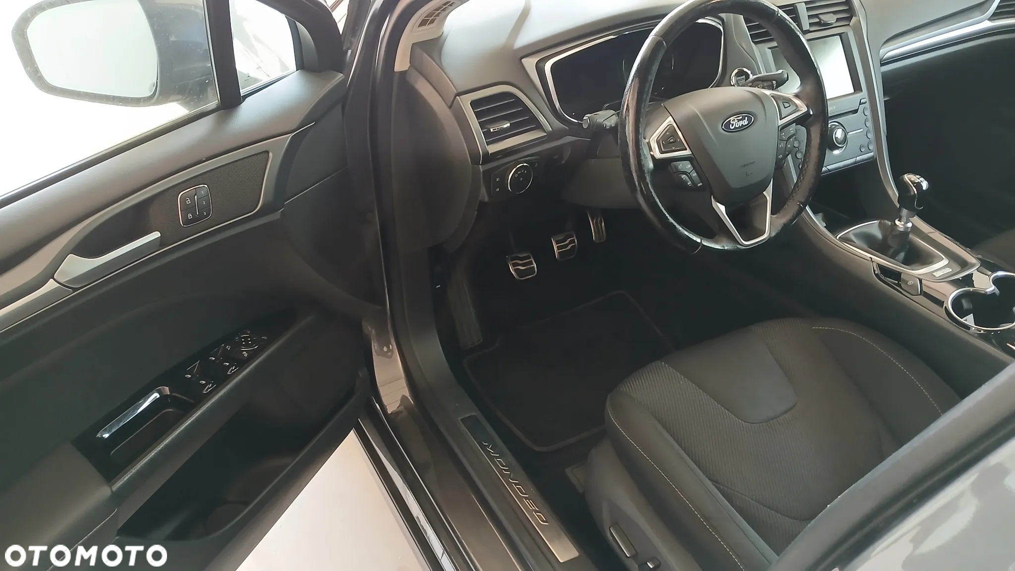 Ford Mondeo 2.0 TDCi Titanium - 8