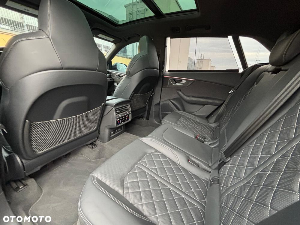 Audi SQ8 - 14