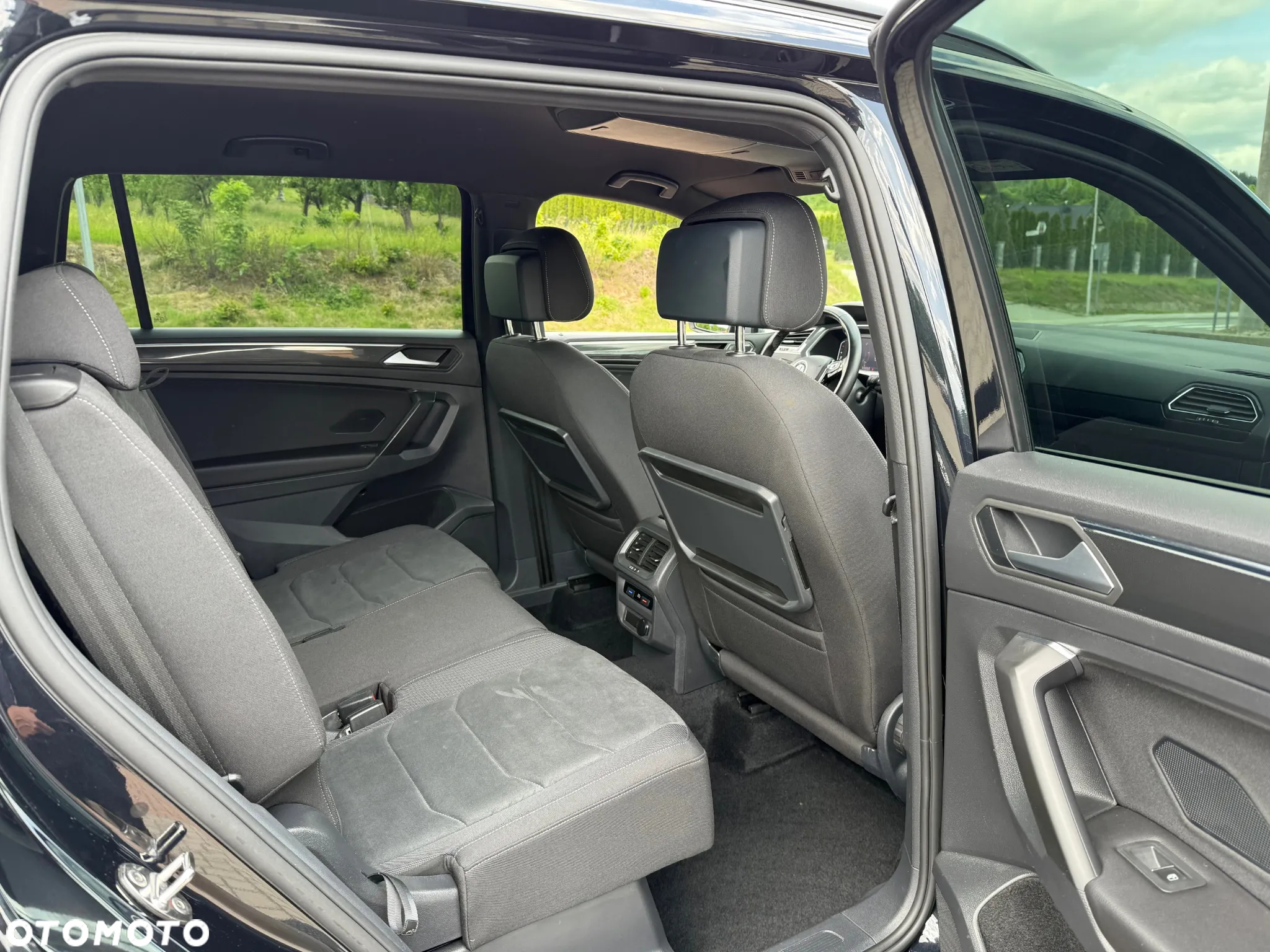Volkswagen Tiguan Allspace 2.0 TDI 4Mot R-Line DSG 7os - 13