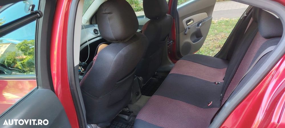 Chevrolet Cruze 2.0 BASE G1 - 13