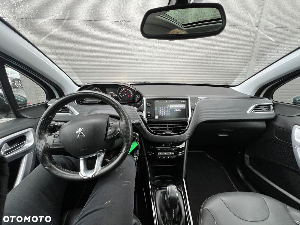 Peugeot 2008 PureTech 110 Stop&Start Crossway - 17