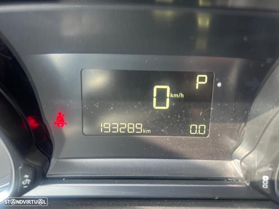 Peugeot 308 1.5 BlueHDi Allure EAT8 - 10