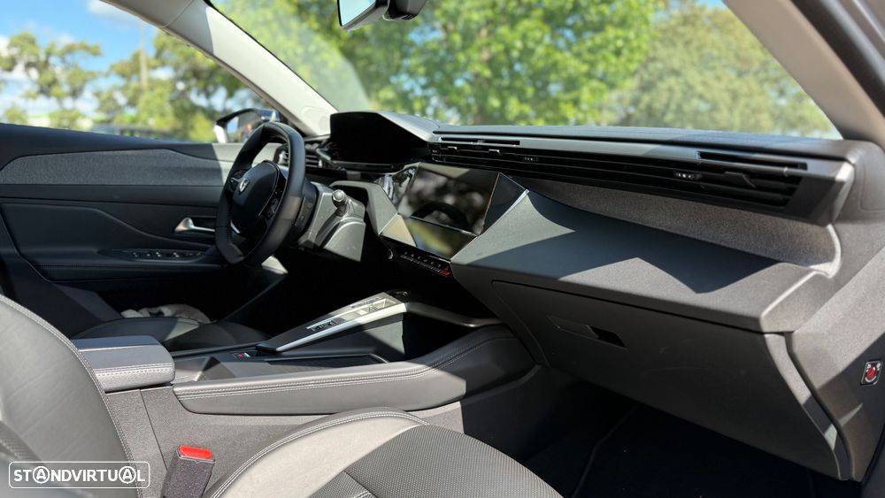 Peugeot 308 SW 1.6 Hybrid Allure e-EAT8 - 42