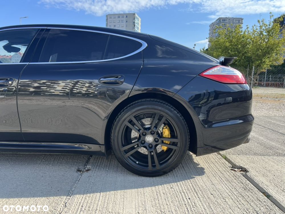 Porsche Panamera - 11