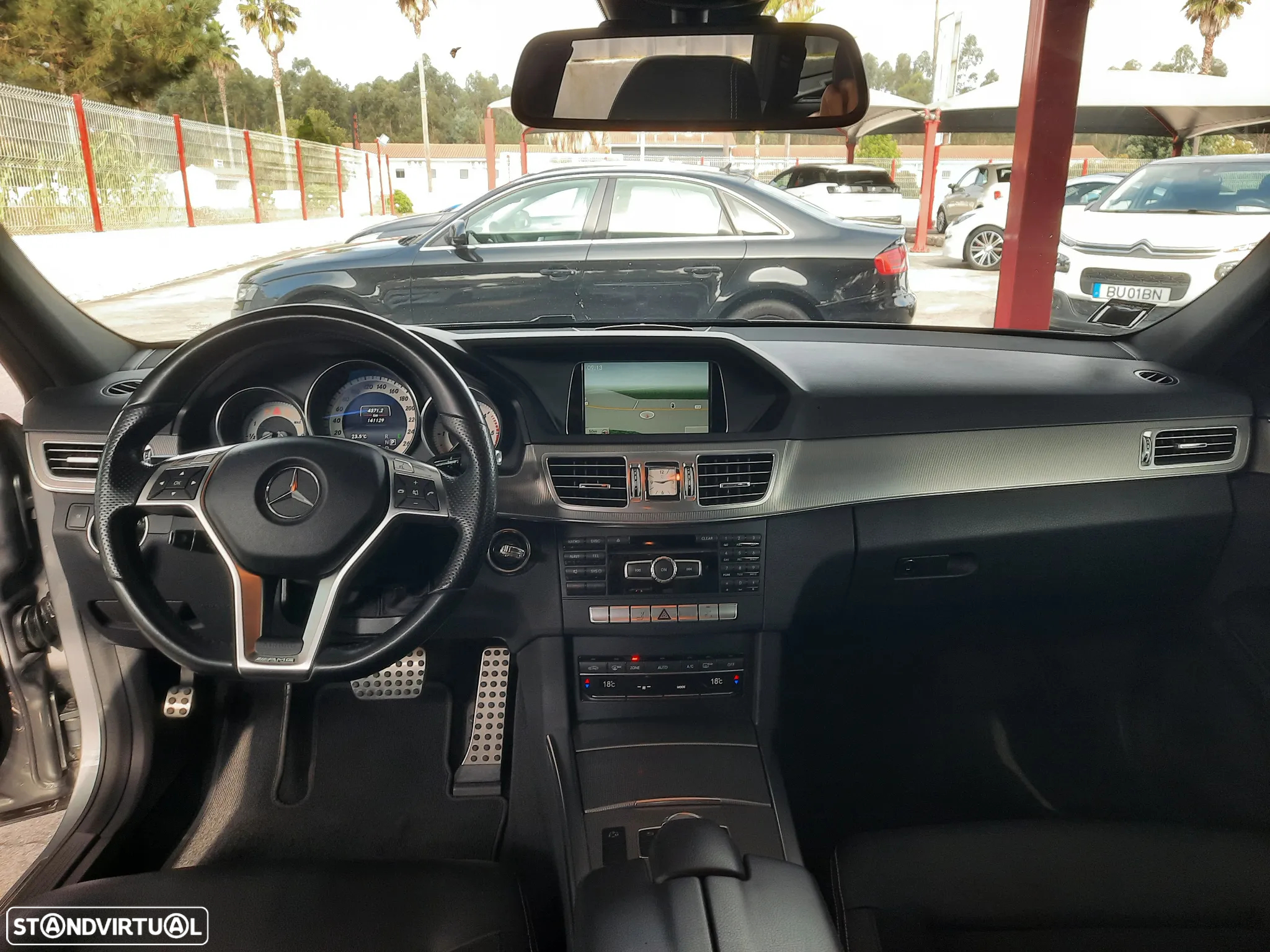 Mercedes-Benz E 300 Bluetec Hybrid Avantgarde - 37