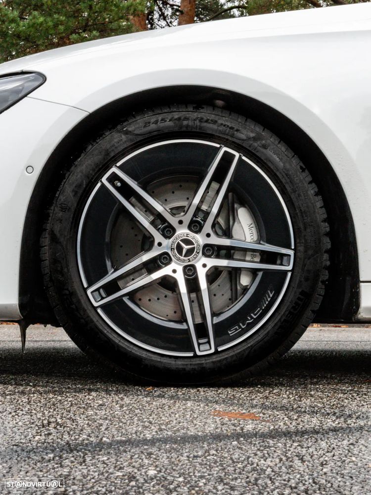 Mercedes-Benz E 300 - 8