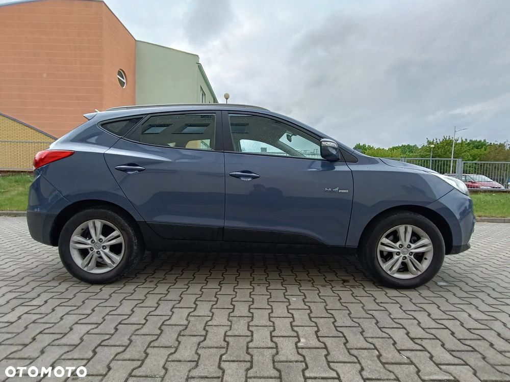 Hyundai ix35 1.6 2WD blue Style - 10