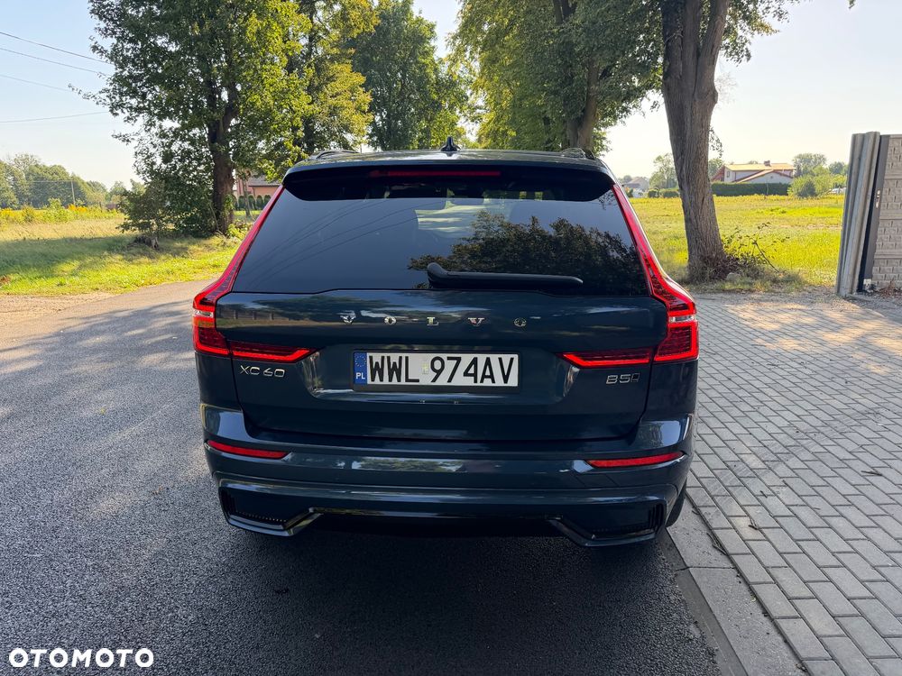 Volvo XC 60 B5 B AWD Plus Dark - 3