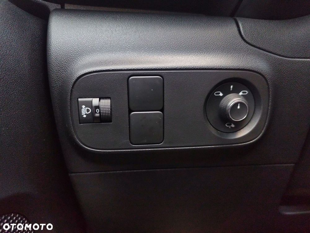 Citroën C3 1.2 PureTech Max EAT6 - 16