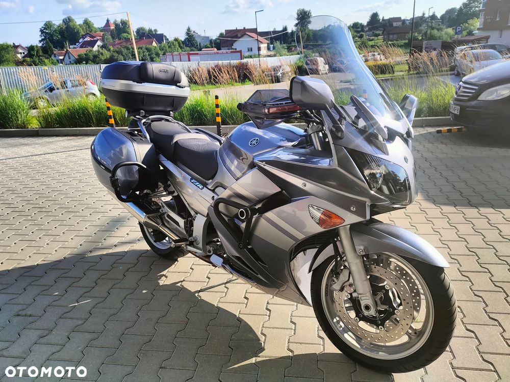 Yamaha FJR - 1